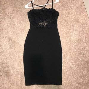 Medium beautiful top lace black dress